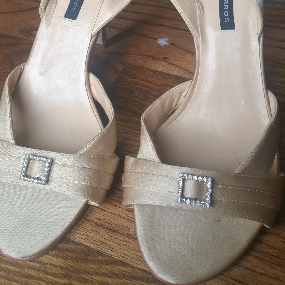 New  evening shoes size 10